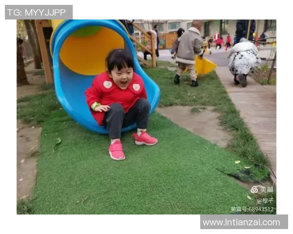 足球明星洗脚视频揭秘背后的感人故事与温暖瞬间